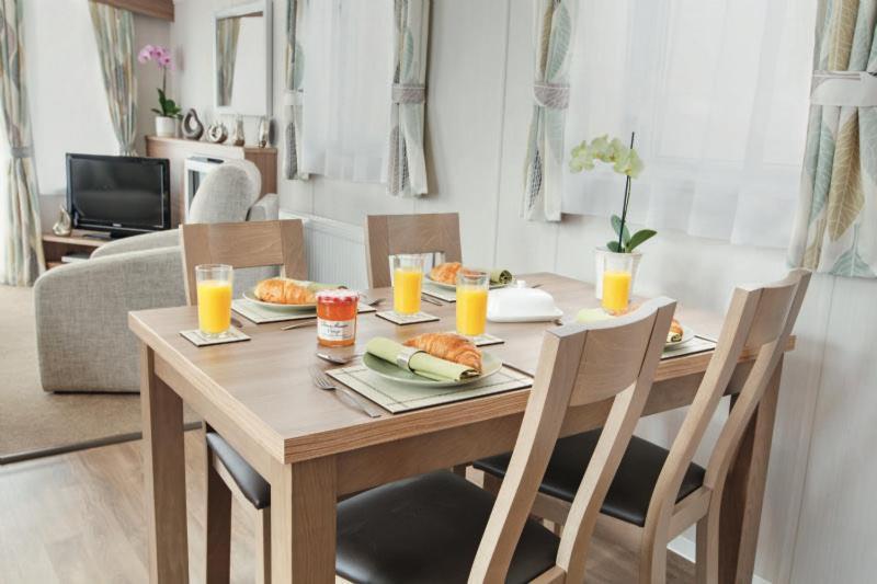 Heavenly Haven Hotell Lymington Eksteriør bilde